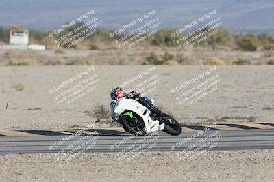 media/Dec-07-2025-CVMA (Sun) [[3e7d2de5dc]]/Race 9-Formula UL Shootout/